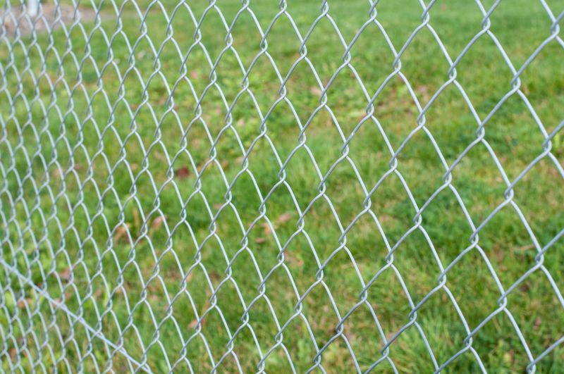 Diamond Mesh Fence Service